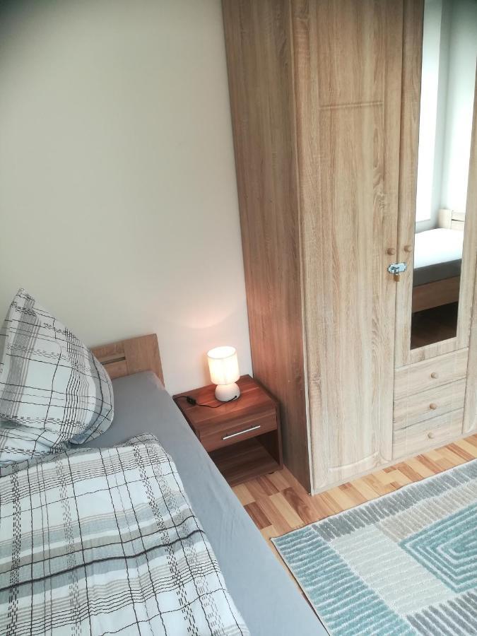 Karsten - Nahe Chemnitz Apartment *